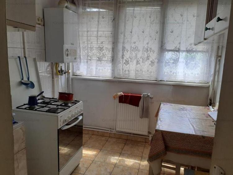 Etaj 2 confort 1 zona Eremia Grigorescu Gara  3 camere