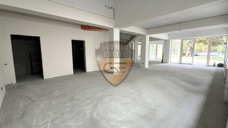 Spațiu Comercial Nou Renovat, Bd. Tomis, Zona Centrală 428 mp + Terasă 158 mp