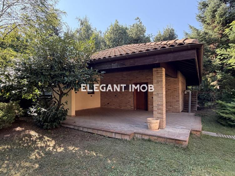 Vila din caramida in Paradisul Verde - Corbeanca