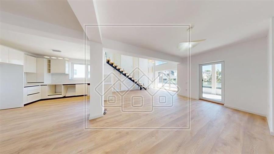 Penthouse4 camere, 2 bai - 131.17 mpu + 2 balcoane - 9.11mp