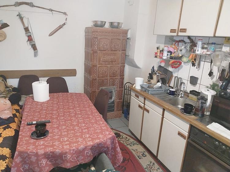 Râșnov, casă săsească cu teren generos.