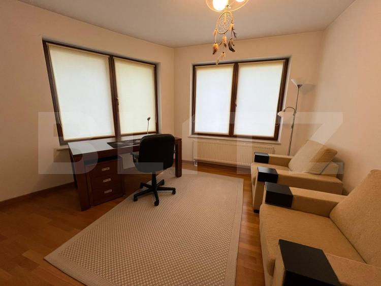 Apartament exclusivist 5 camere, 160 mp, terasă 20 mp, 2 parcări garaj