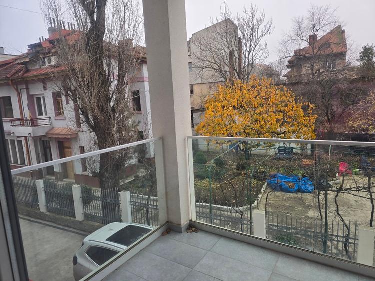 UNIRII 3 CAMERE BLOC NOU