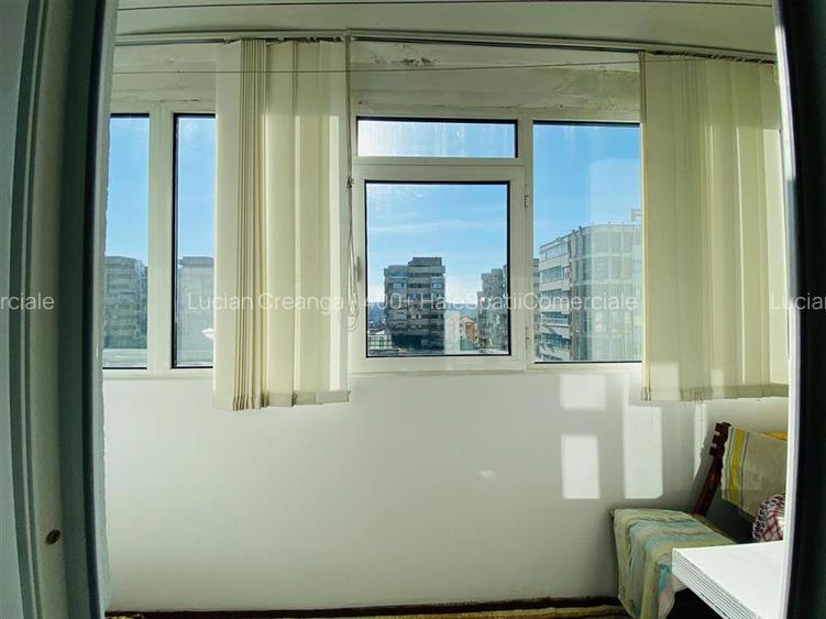 Apartament 3 camere, 80mp, centru, bd. Stefan cel Mare