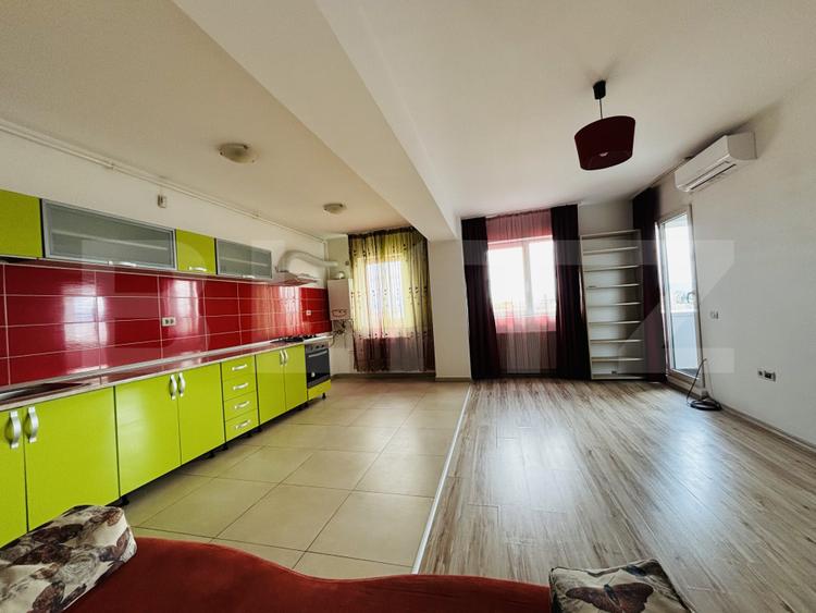 Apartament 2 camere, etaj superior, vedere panoramică, Răcădău