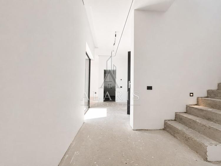 Vila de lux cu 5 camere, 5 bai, in Dumbravita