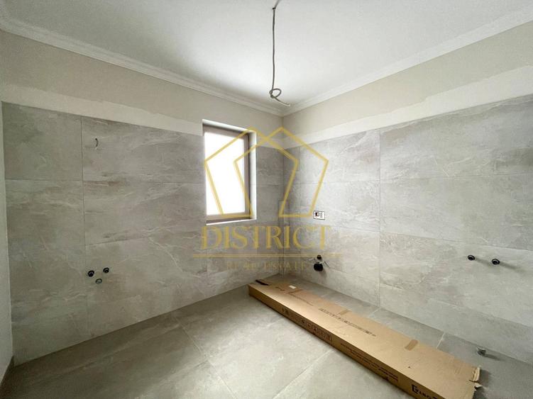 Casa despărțită prin garaj cu 5 camere | Giroc