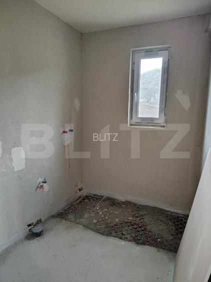 Casa individuală semifinisată, 125 mp utili, 700 mp teren, Corpadea - 13