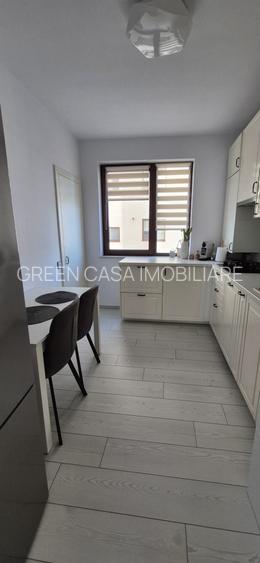 Apartament de vanzare 3 camere 78 mp , zona Buna ziua - 2