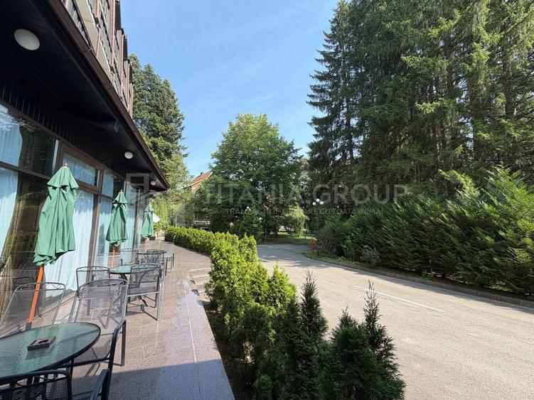 Hotel 4 stele, complet echipat, 85 camere, teren 5000 mp - Predeal