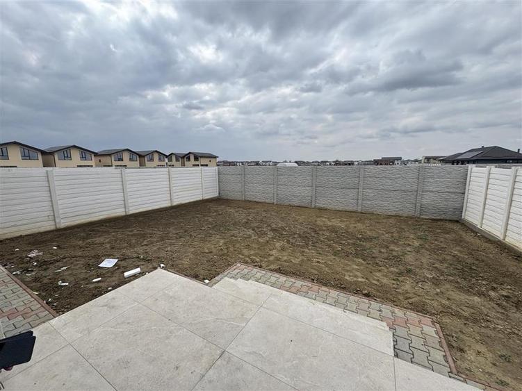 VILA DE VANZARE DOMNESTI LA CHEIE 4 CAMERE - TEREN- PANOURI FOTOVOLTAICE