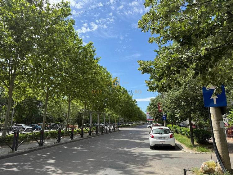 Apartament 3 camere decomandat de vanzare, 1 Decembrie, Sector 3