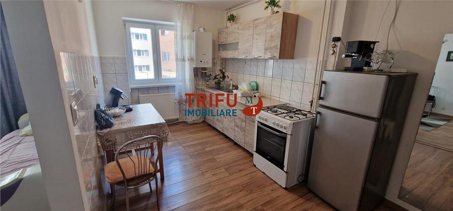 Apartament 2 camere de vanzare zona Cetate