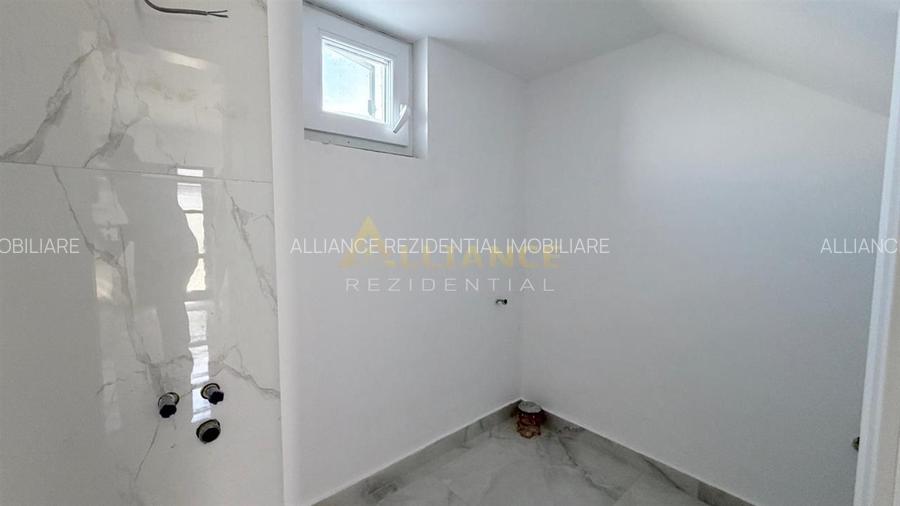 Casa Individuala - 6 camere - 3 bai - 550 mp teren - 18