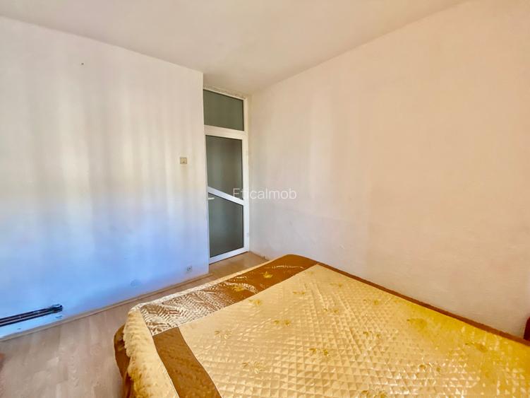 Apartament 3 Camere Decomandat de Închiriat – Micro 12, Târgoviște - 4