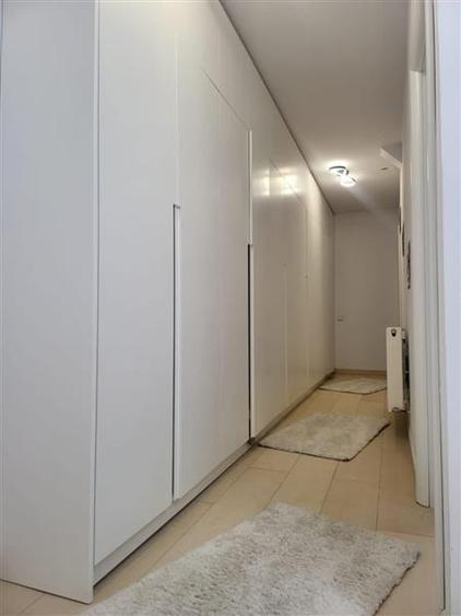 Apartament 3 camere  de vanzare  Lunca Cetatuii,