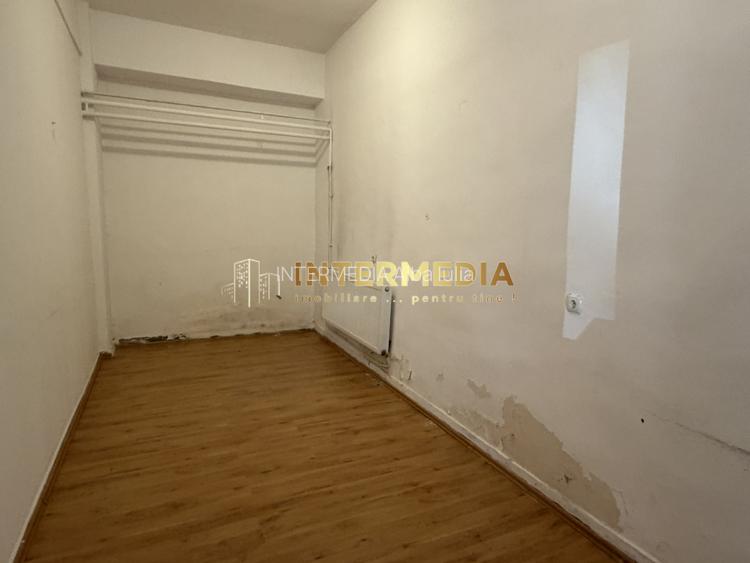 Camera Birou de Inchiriat cu acces si Parcari CENTRU UltraCentral Alba Iulia - 2