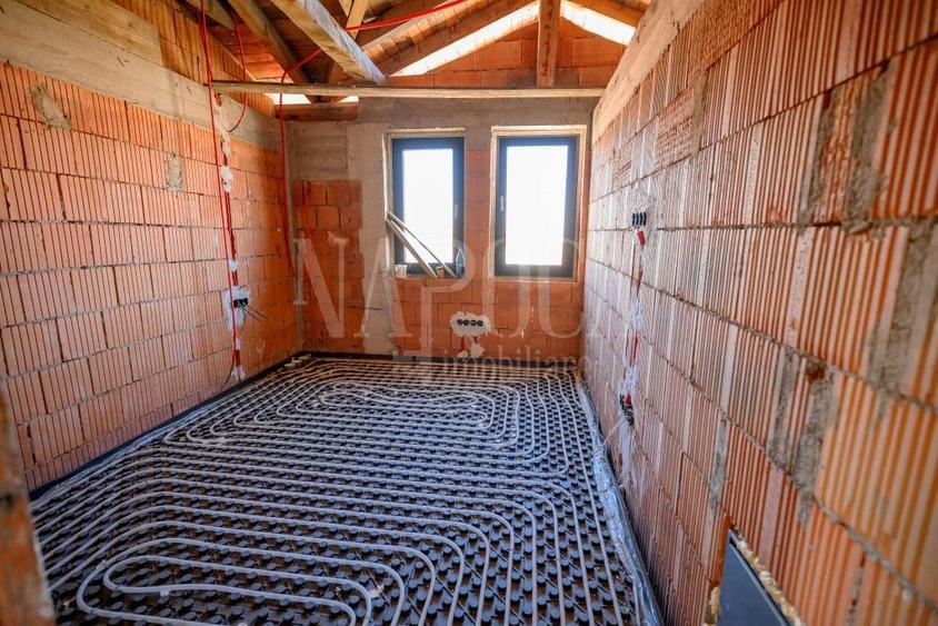 Casa 3 camere de vanzare in Chinteni
