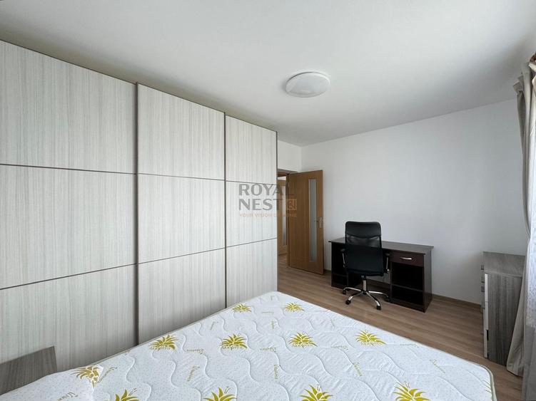 De inchiriat apartament 2 camere in Tractorul