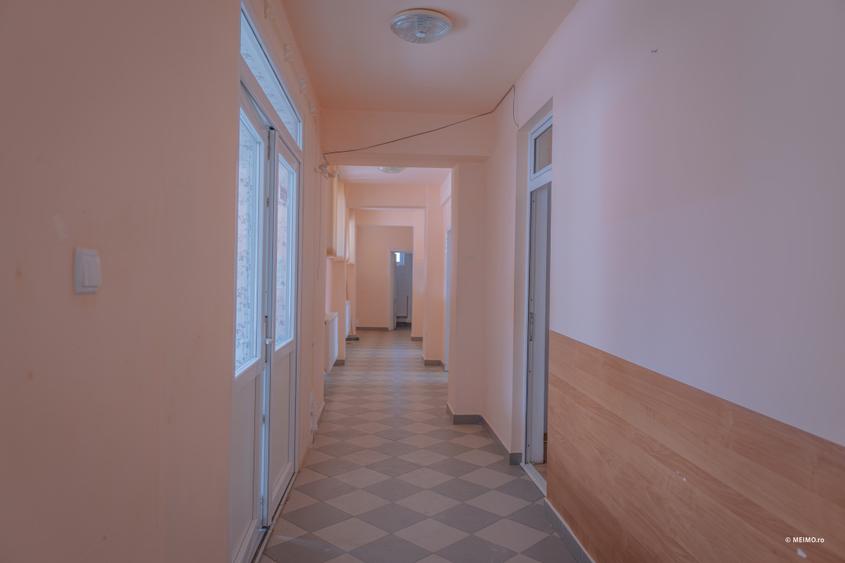 Clădire ideală pentru cămin de bătrâni