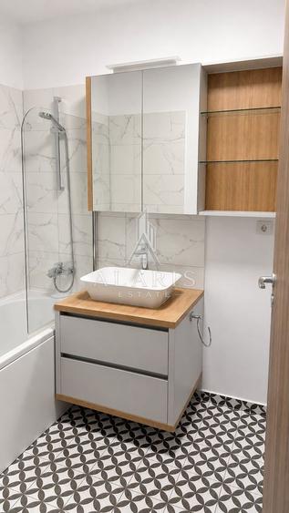 Apartament de lux cu 3 camere, 2 bai, in Torontalului
