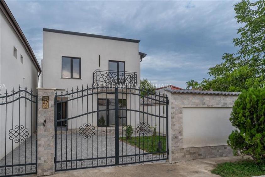 VILA  VOLUNTARI,4 CAMERE,3 BAI,154 MP,TEREN 193 MP - 2