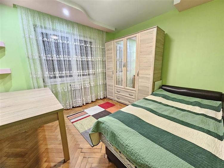 Inchiriere apartament 4 camere Tudor Str Armoniei etaj 2