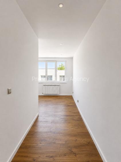 Vila tip duplex complet renovata 2026,  Sidney Residence Tunari - 18