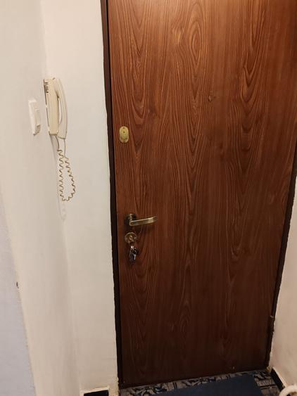 Berceni,Straja Resita,Str Gradistea Mega Image
