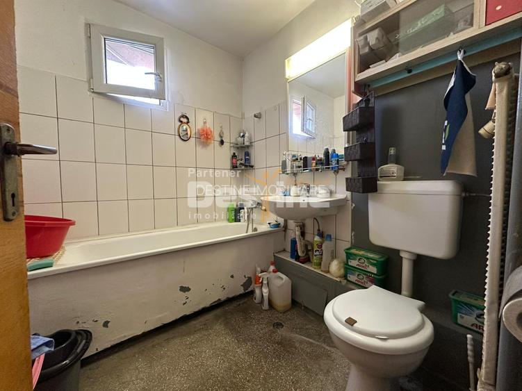 Apartament 3 camere decomandat - 2 bai - etaj 7/8 in zona Vitan - 15