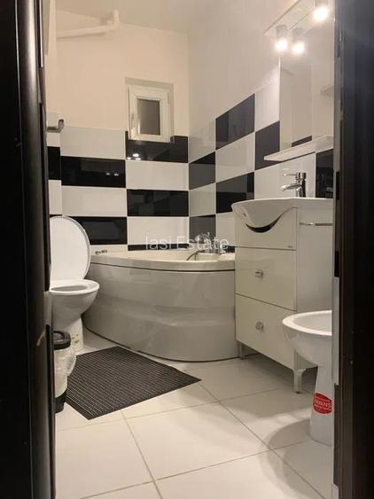 Apartament 3 Camere Nicolina- Prima Statie - 8