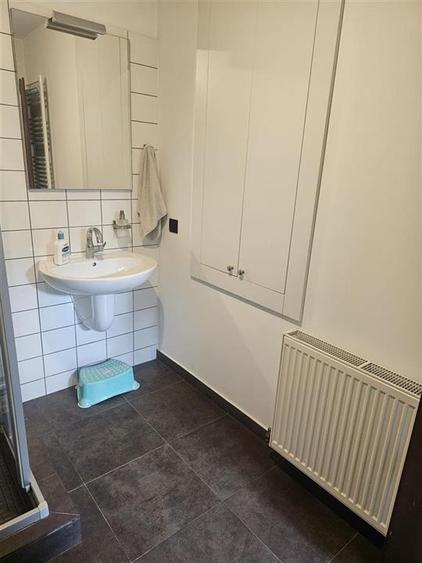 Casa de inchiriat | 3 camere | Brasovul Vechi | Curte | Parcare