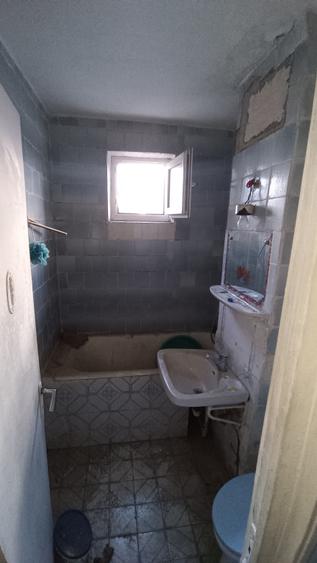 APARTAMENT 2 CAMERE NARCISA BACAU NEGOCIABIL