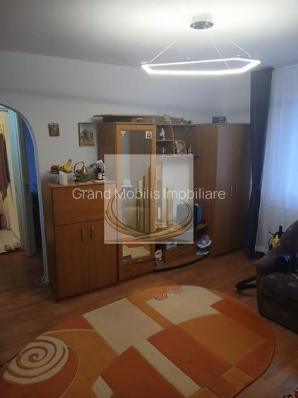Apartament 2 camere zona Piața Reșița