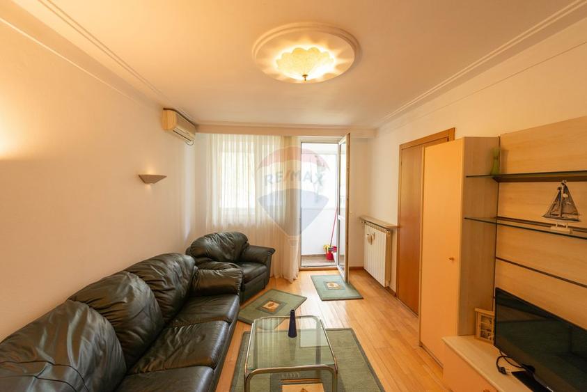 Apartament de inchiriat cu 3 camere semidecomandat - Parcul Floreasca
