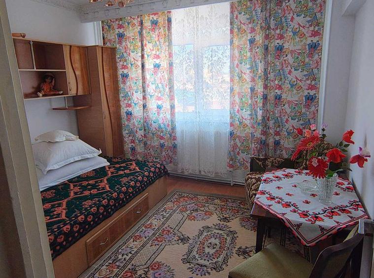 SCOLILOR 3 cam. conf 1 decomandat 2 balc. etaj 3 mobilat si utilat