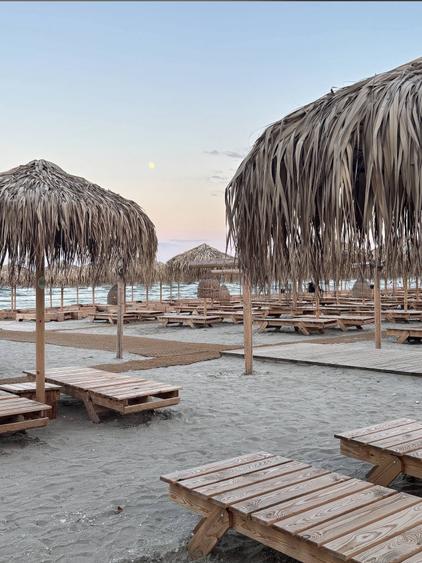 Apartament 2 camere cu vedere la mare | Mamaia Nord | La câțiva pași de plajă