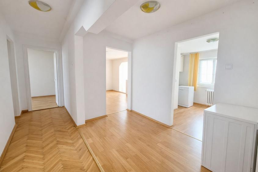 4 camere de vanzare, 81 mp, in Manastur, zona str. G. Alexandrescu