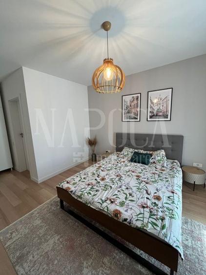 Apartament 3 camere de vanzare in Floresti