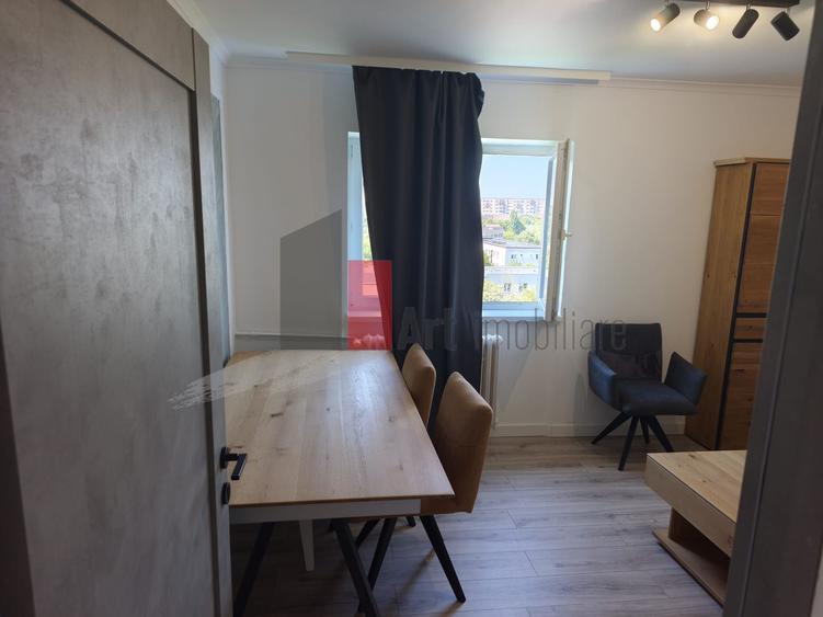 Vânzare apartament 2 camere decomandat Luică