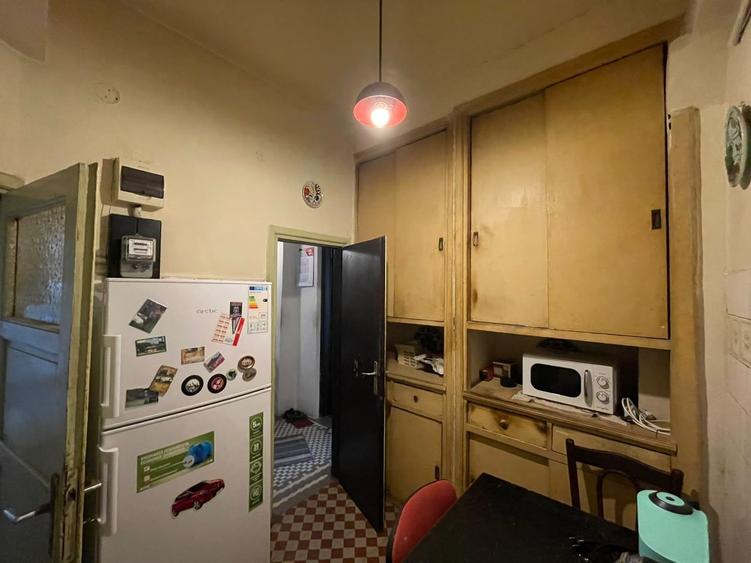 Apartament 4 camere, 107 mp, Zona Victoriei V22