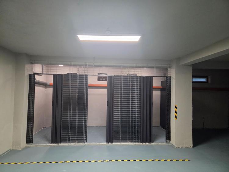 Spatiu subsol 227mp cu parcari subterane si boxe