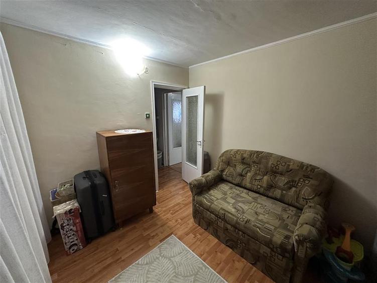 Apartament cu 2 camere, Velenta