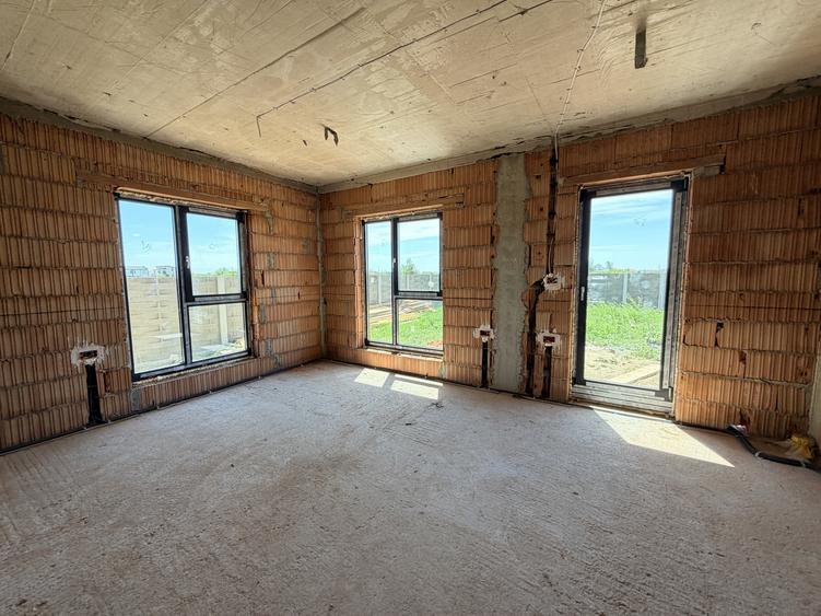 Duplex 3 camere si 3 bai - Zona Urban Village - Mosnita