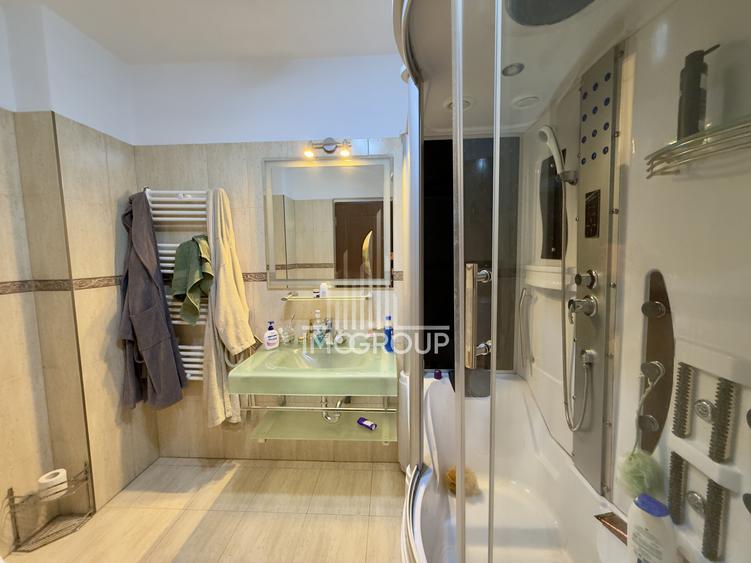 Apartament cu 3 camere | Terasă 20 mp | Garaj | Dressing