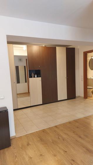 Doua camere cu centrala si parcare Confort Park Rin Grand