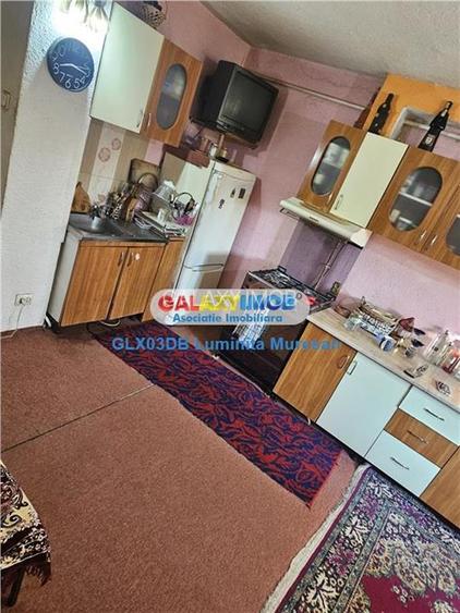 Vanzare apartament 2 camere decomandat Targoviste Micro 2 - 2
