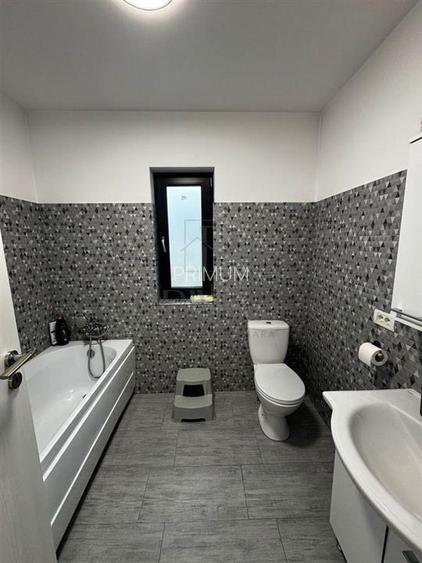 Sag- toate utilitatile- 4 camere- strada asfaltata - 4