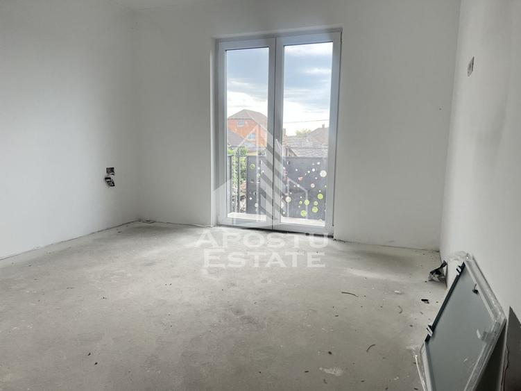 Apartament cu 2 camere, la etajul 1, loc de parcare, in Giarmata Vii