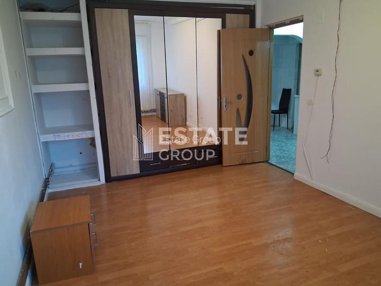 Apartament 3 camere, decomandat, Lipovei